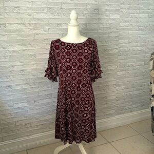 Nice comfortable casual dinner or other occasion dress(with back zipper)